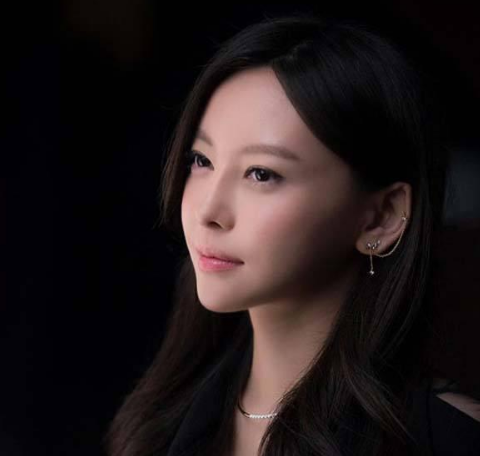 于文文整容了嗎？于文文整容前后圖