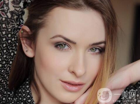 歪鼻矯正大概多少錢 歪鼻矯正價(jià)格