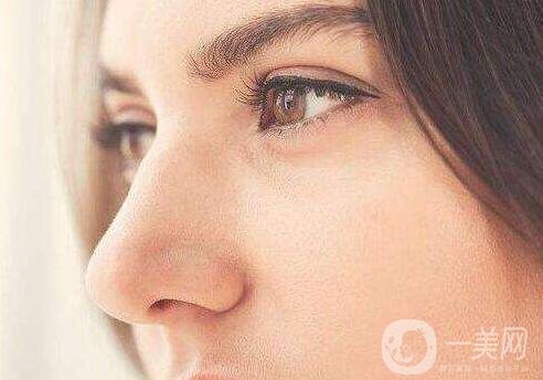 歪鼻矯正要多少錢 歪鼻矯正價(jià)格是多少