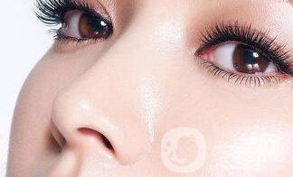 耳軟骨墊鼻梁的壞處 耳軟骨墊鼻梁會被吸收嗎