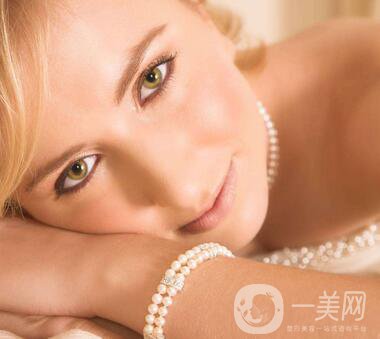 歪鼻矯正多少錢？ 歪鼻矯正價(jià)格是多少？