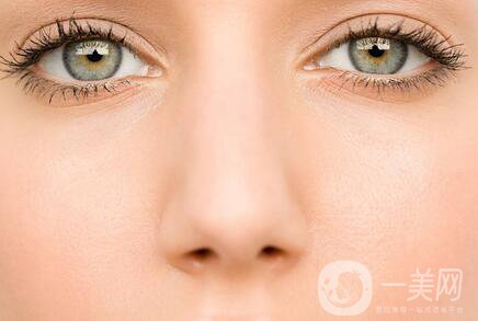 玻尿酸隆鼻幾天能消腫？