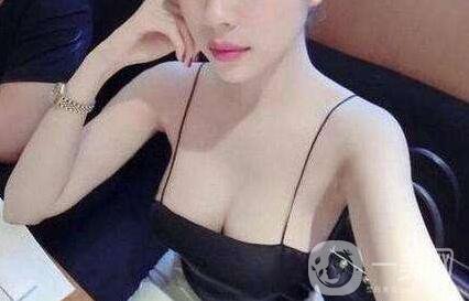 自體脂肪隆胸可以維持多久？