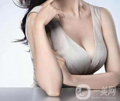 假體豐胸恢復(fù)期護(hù)理應(yīng)該做哪些？