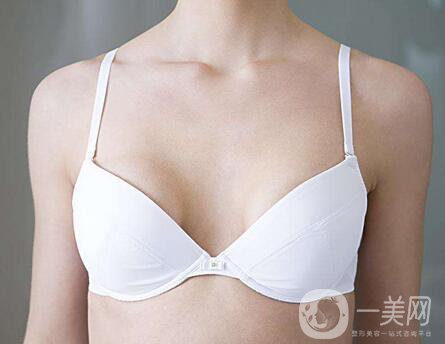 上海注射隆胸的費(fèi)用是多少？