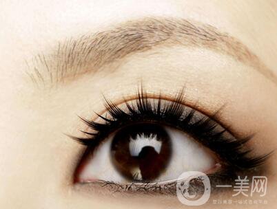 割雙眼皮怎樣可以快速消腫？