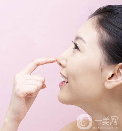 玻尿酸隆鼻術(shù)前注意事項(xiàng)及術(shù)后護(hù)理