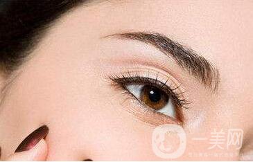 開眼角修復(fù)多少錢,上海開眼角修復(fù)多少錢