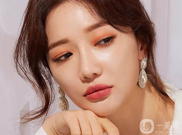 埋線雙眼皮貴嗎？