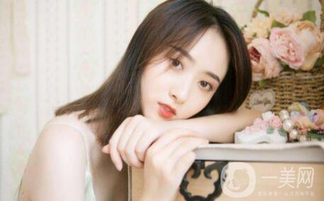 嫁接睫毛修復(fù)價(jià)格 嫁接睫毛的*果怎么樣