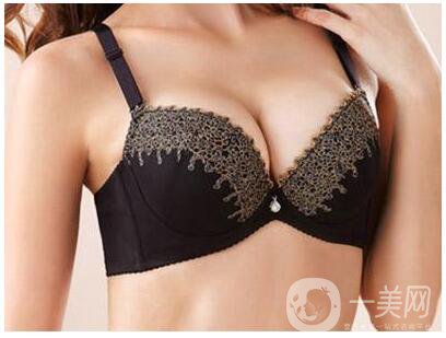 隆胸選擇哪種材料*好？隆胸醫(yī)生教你選擇！