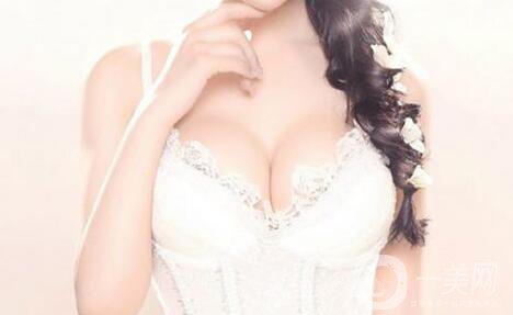 豐胸價(jià)格一般多少錢？