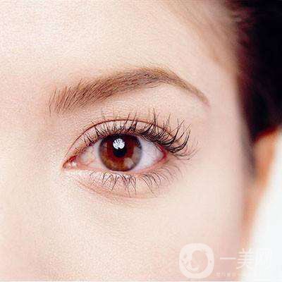 冬季割雙眼皮注意什么？術(shù)后吃什么好？