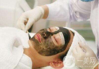 黑臉娃娃縮小毛孔 黑臉娃娃手術(shù)*果好嗎