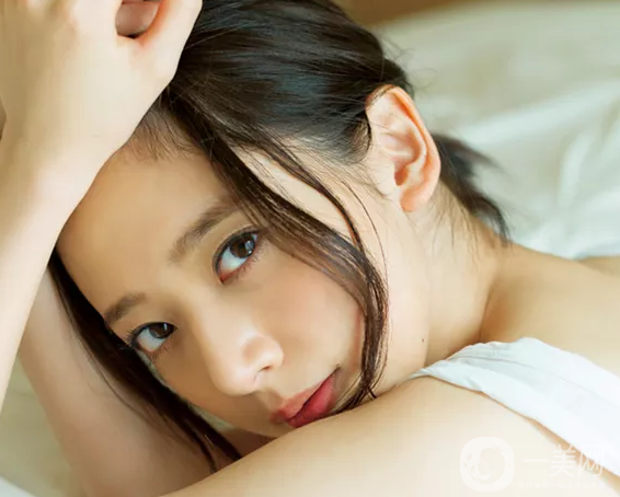 自體脂肪填充眼窩好嗎？