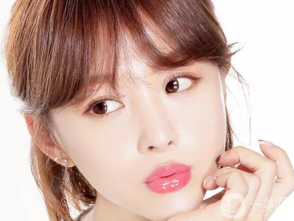 三點(diǎn)式埋線雙眼皮的優(yōu)勢(shì)與劣勢(shì)都有哪些？