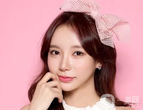 亞韓割雙眼皮多少錢？