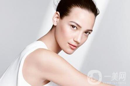 隆胸假體取出多少錢,隆胸假體取出價格