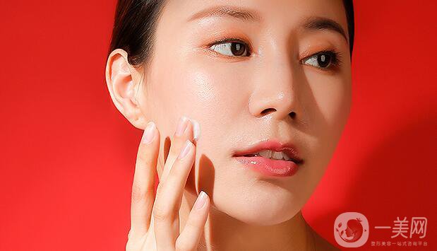 如何調(diào)節(jié)老年斑 都有哪些方式呢？