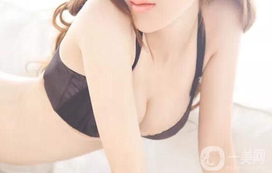 在成都隆胸手術(shù)的價(jià)格一般是多少呢？