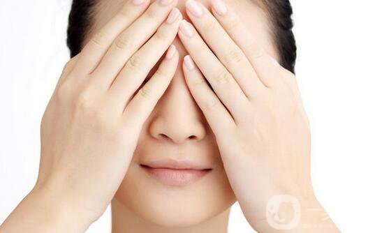 黑眼圈很重怎么辦 怎么調(diào)節(jié)黑眼圈?