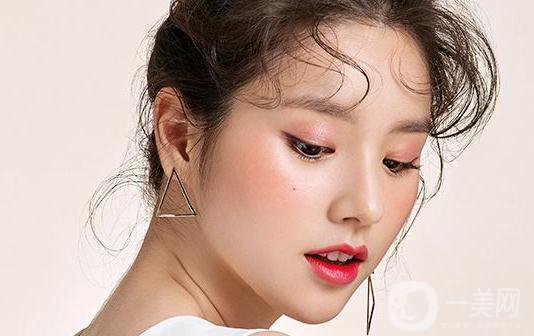 生活美容與醫(yī)療美容有什么區(qū)別呢？