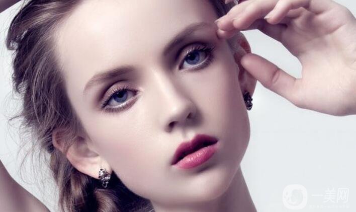 硅膠隆鼻*果究竟如何 好不好？