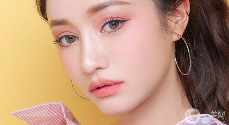 硅膠隆鼻*果究竟如何 好不好？