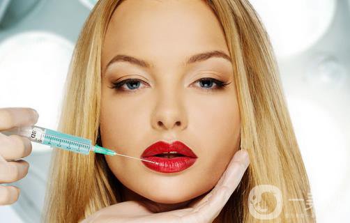 玻尿酸豐唇后會腫嗎？玻尿酸豐唇注意事項(xiàng)
