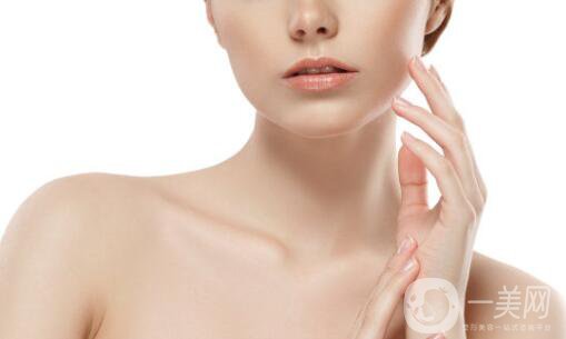 風靡全*的隆鼻手術