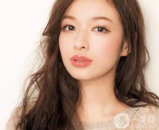 下巴打幾次能定型*