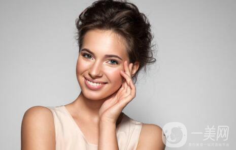 自體填充淚溝*的嗎？*果好不好？