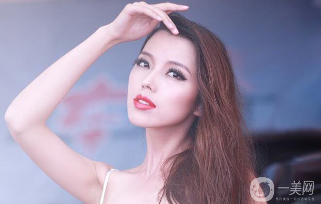 下巴墊什么材料*好 手術(shù)風(fēng)險高嗎