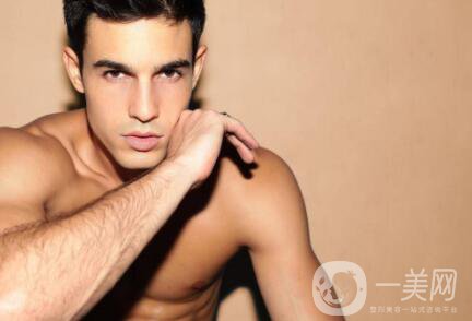 男性大腿抽脂多少錢 手術(shù)費(fèi)是多少