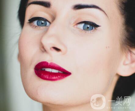 下巴注射玻尿酸的危害 玻尿酸硬多久時間才恢復(fù)自然？