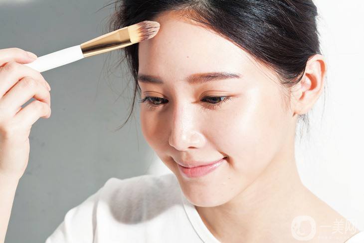 降低發(fā)際線手術(shù)好不好 有副作用嗎