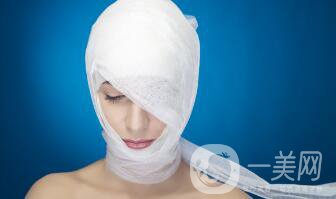 處楊曉楠雙眼皮案例 楊曉楠醫(yī)生怎么樣？