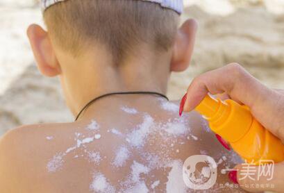 如何快速治好曬傷?來(lái)自*皮膚科醫(yī)生的15個(gè)提示