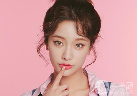 鼻子假體,玻尿酸