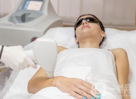 激光脫毛手術(shù)要多少錢一次？