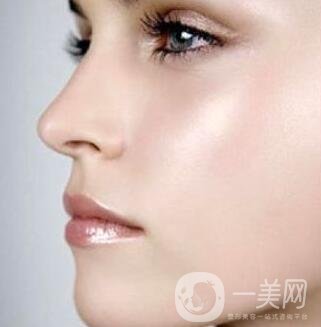 鼻子整形7天還腫嗎？消腫妙招看這里！