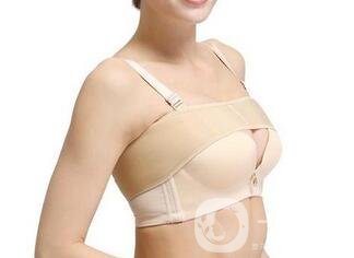 抽脂隆胸手術(shù)費用貴嗎？多少錢？