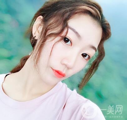 北京整容墊鼻梁多少錢？附隆鼻價格明細(xì)一覽表