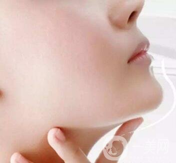 怎樣快速讓下巴變尖變長呢？好方法在這里