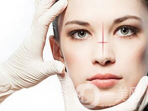 歪鼻整形手術是怎么做的？要多少錢？