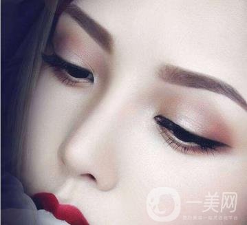 人工骨隆鼻好還是肋骨鼻好？詳細(xì)看過來