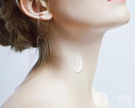 除頸紋用什么方法比較好見*快？