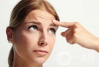 去抬頭紋*好的方法是什么?