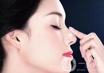 隆鼻手術(shù)的風(fēng)險大嗎？有哪些？