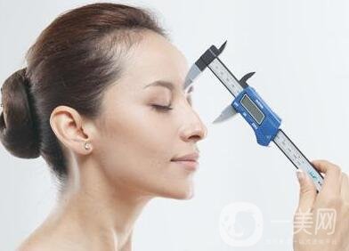 隆鼻手術(shù)的風(fēng)險大嗎？有哪些？